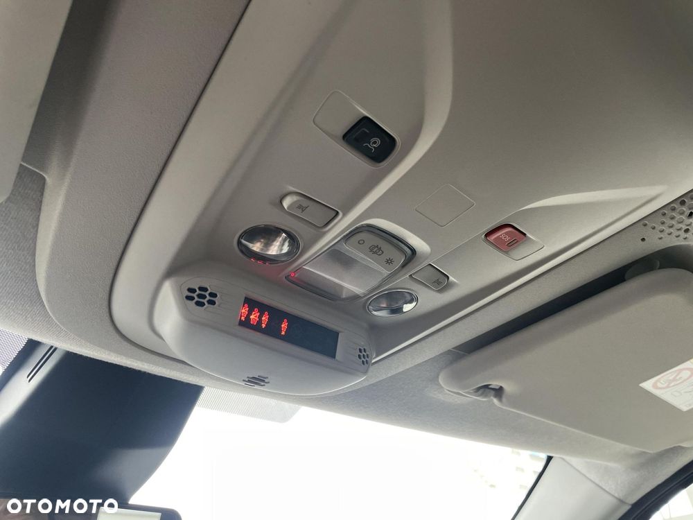 Toyota Proace City Verso Long 1.5 D-4D Business - 24