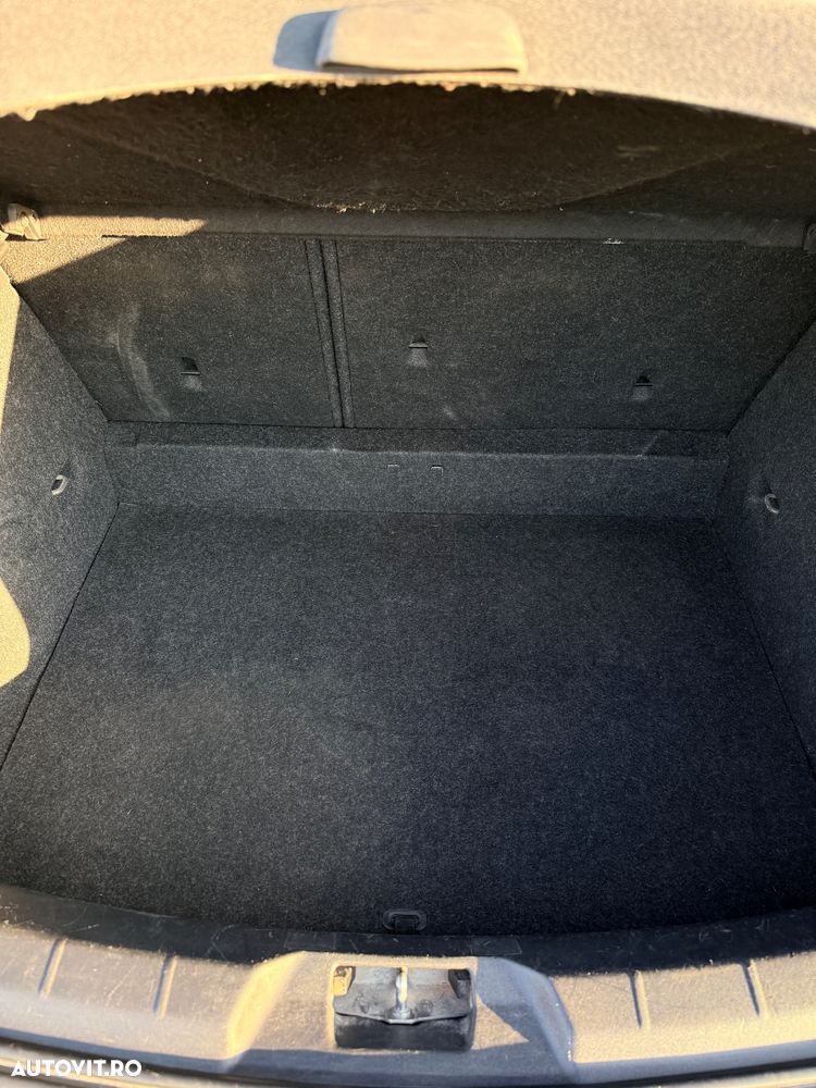 Volvo V40 D3 Geartronic Summum - 23