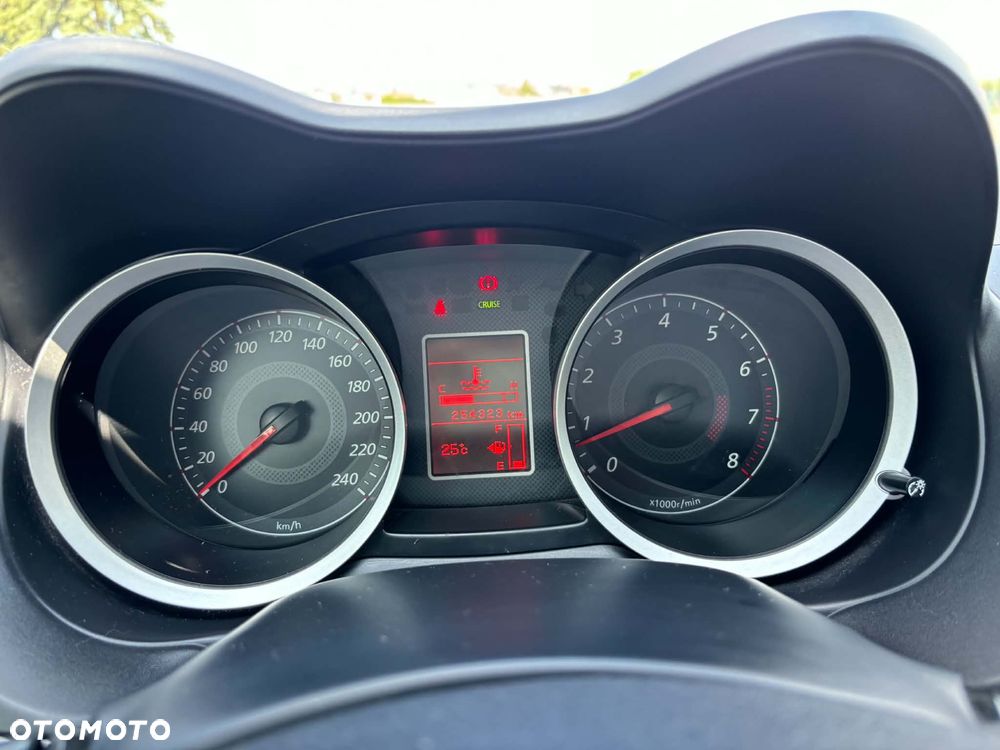 Mitsubishi Lancer 1.8 Inform LPG - 12