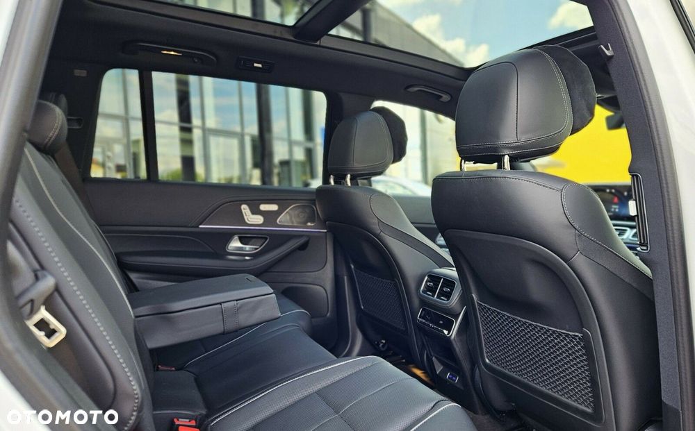Mercedes-Benz GLS - 16