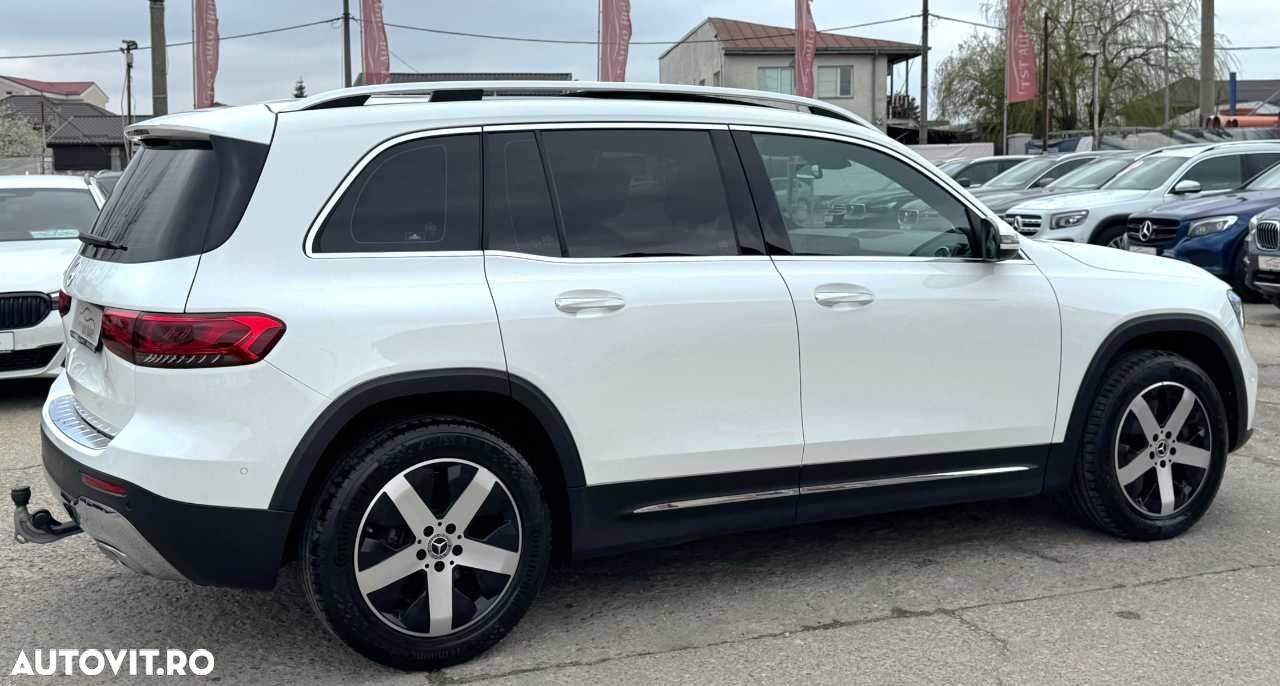 Mercedes-Benz GLB - 9