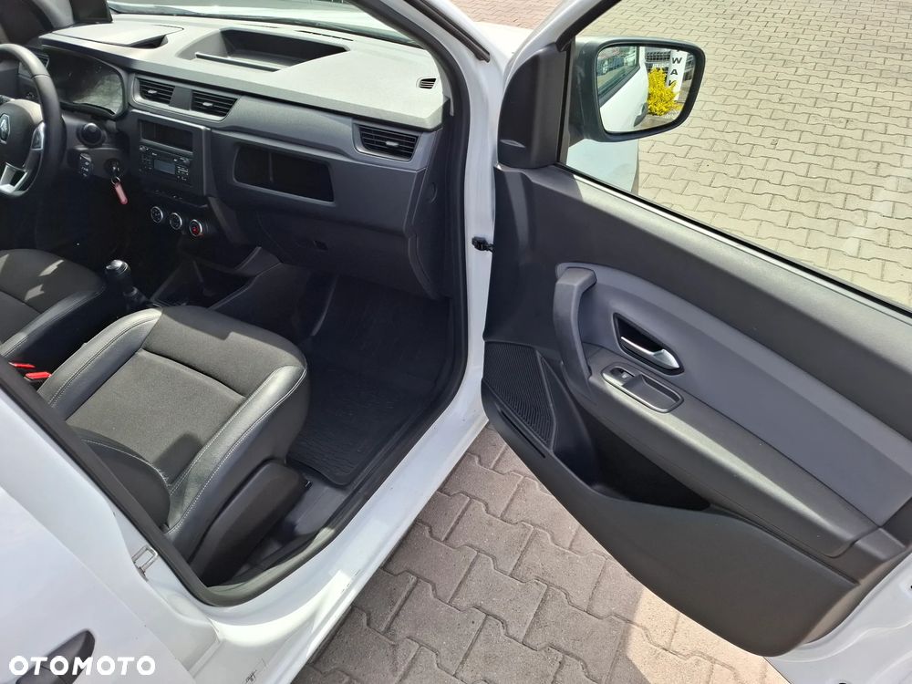 Renault Express - 15