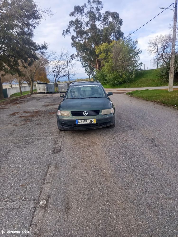 VW Passat Variant 1.9 TDi Confortline - 9