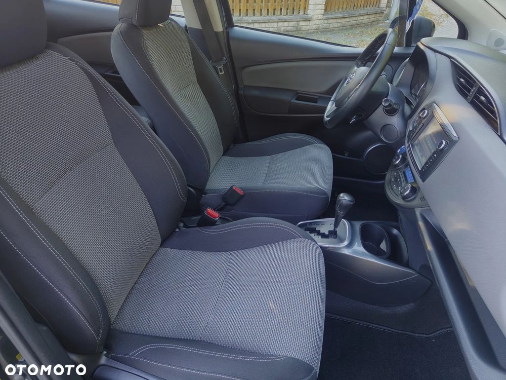 Toyota Yaris 1.5 VVT-i Comfort mit Design Paket - 31