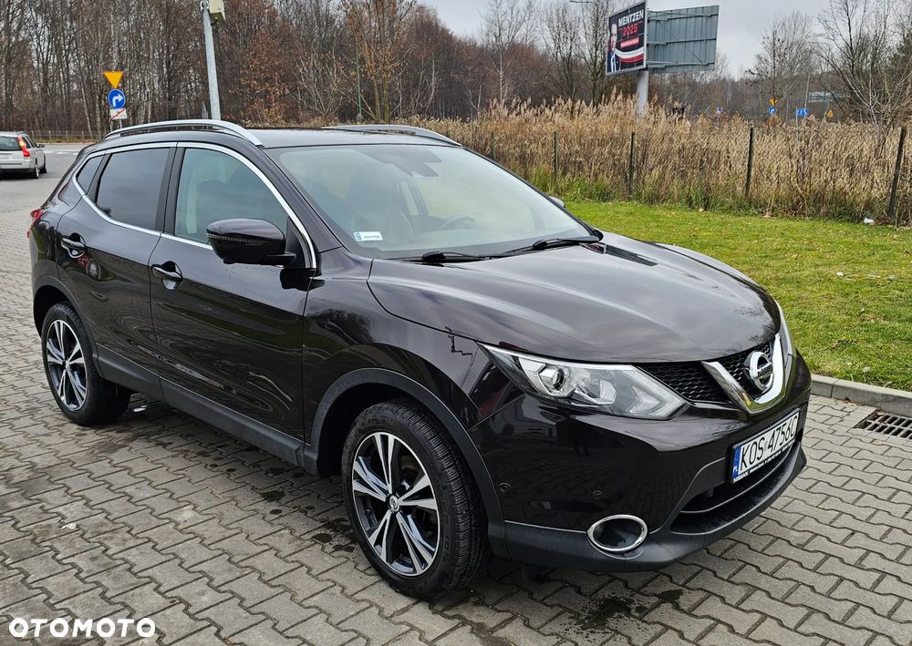 Nissan Qashqai 1.6 DCi TEKNA - 2