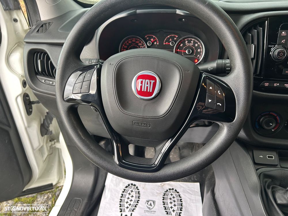 Fiat Doblo 1.6 Diesel 3 lugares Iva Dedutivel - 17