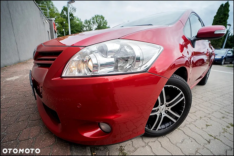 Toyota Auris - 12