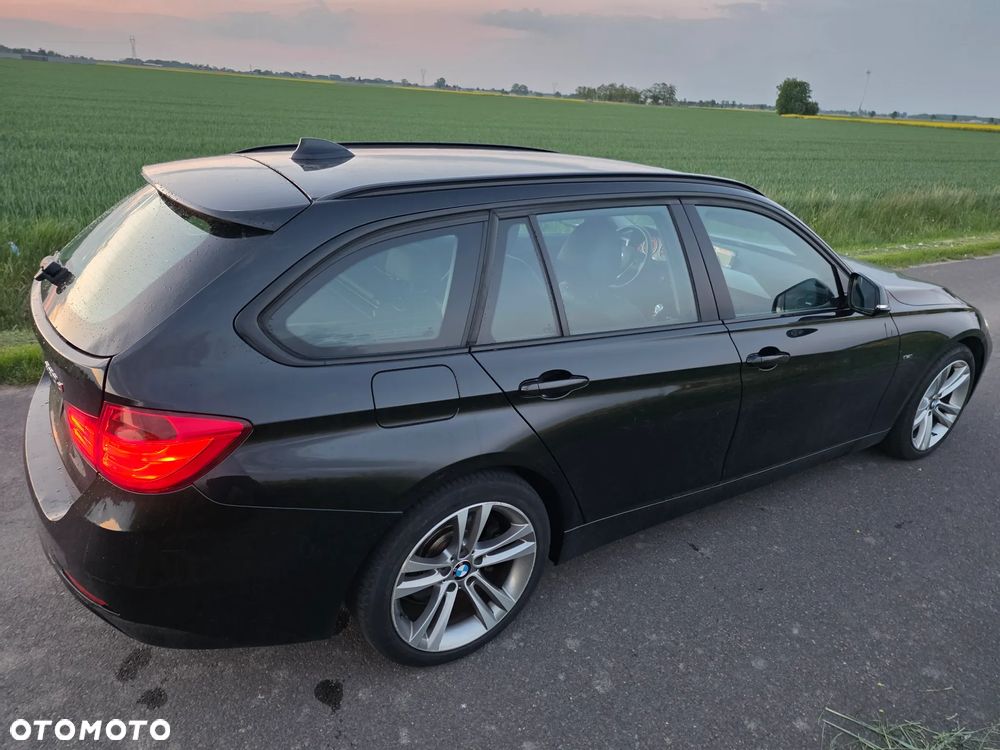 BMW Seria 3 330d Luxury Line - 22