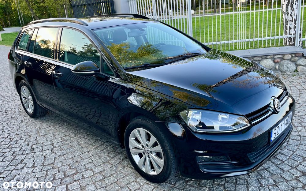 Volkswagen Golf 1.6 TDI DPF BlueMotion - 10