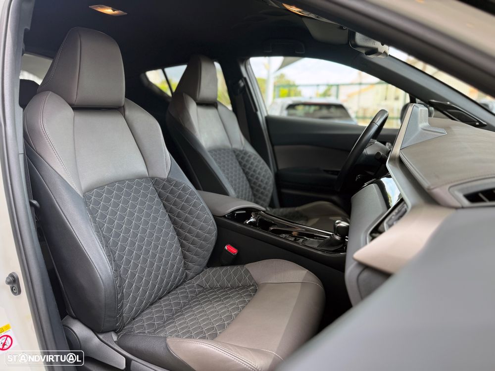 Toyota C-HR 1.8 Hybrid Exclusive+P.Luxury - 35