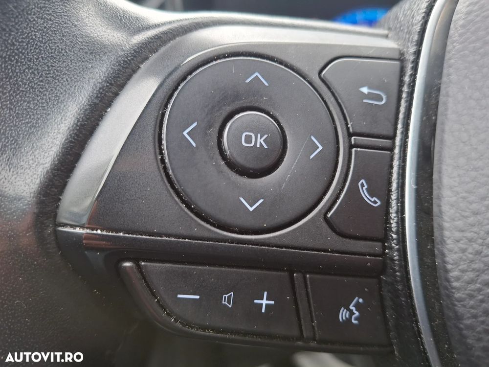 Suzuki Swace 1.8 E-CVT HEV Passion - 16