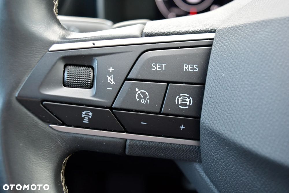 Seat Leon Sportstourer 2.0 TDI DSG Style - 19