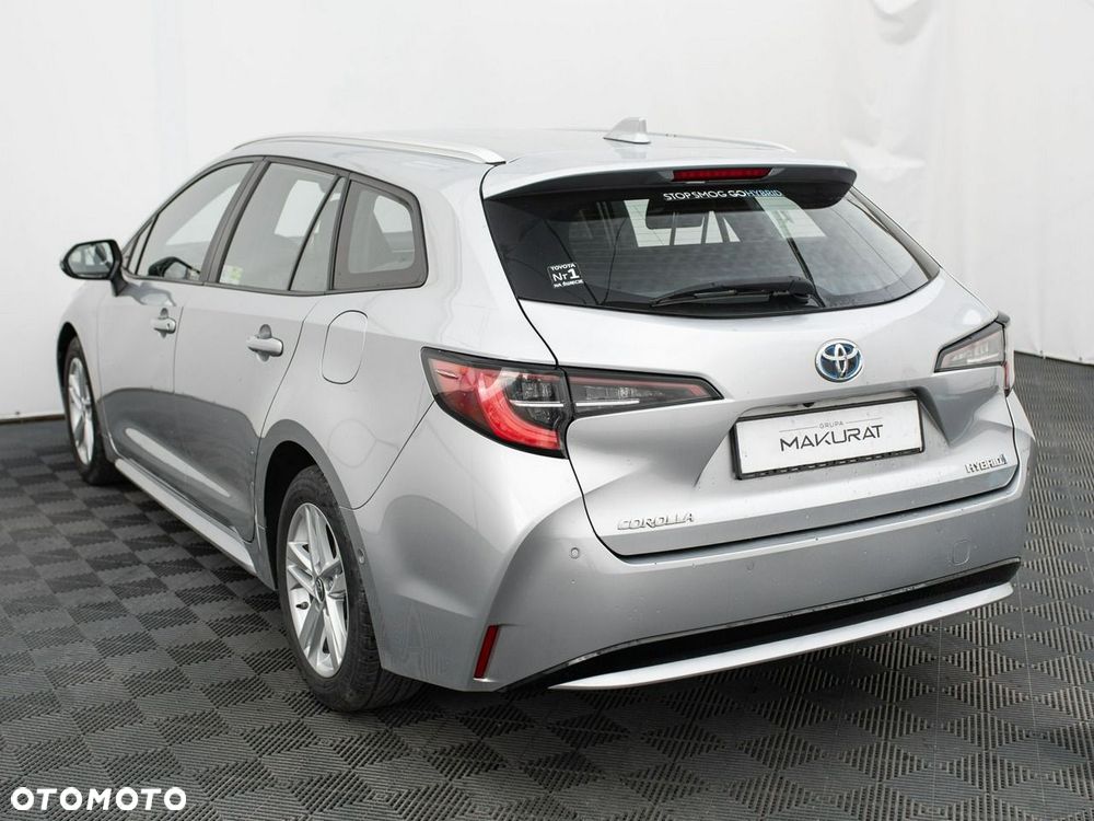 Toyota Corolla - 5