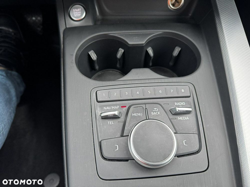 Audi A4 Limousine - 29