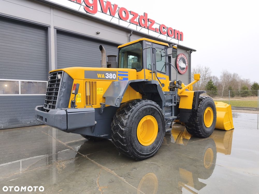 Komatsu WA380-5H - 5