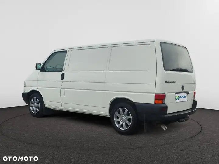 Volkswagen Transporter - 4