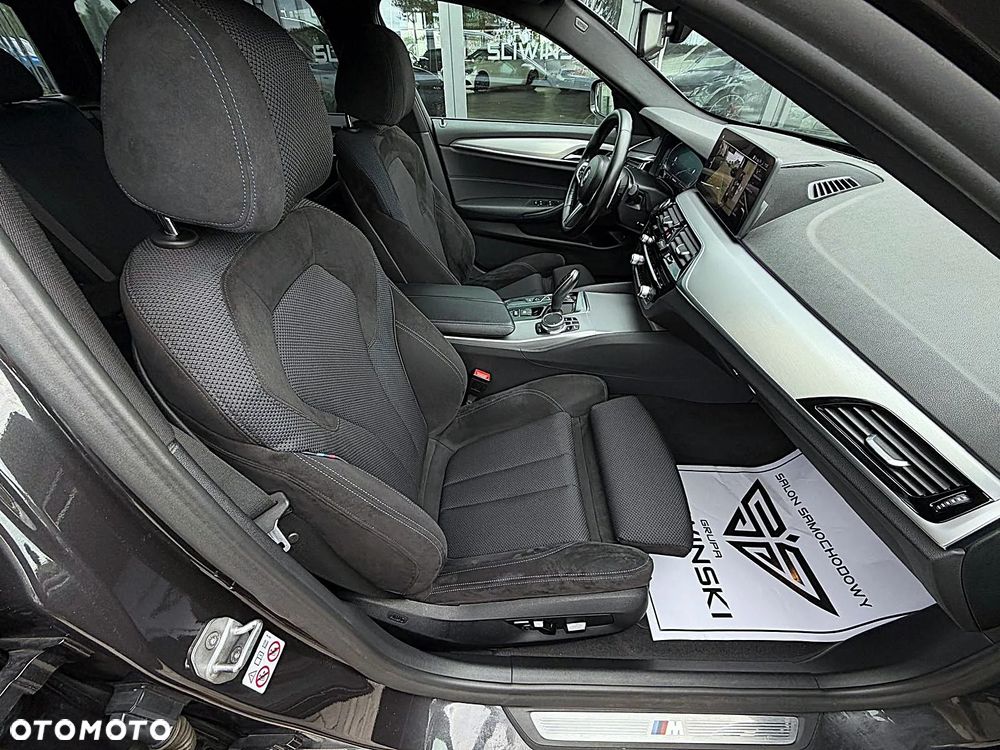 BMW Seria 5 520d xDrive M Sport Edition - 19