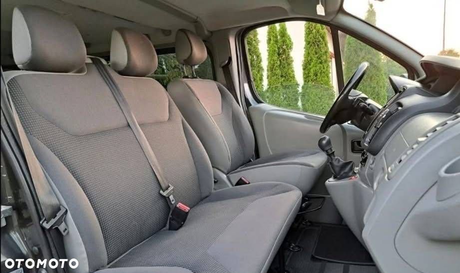 Opel Vivaro - 2