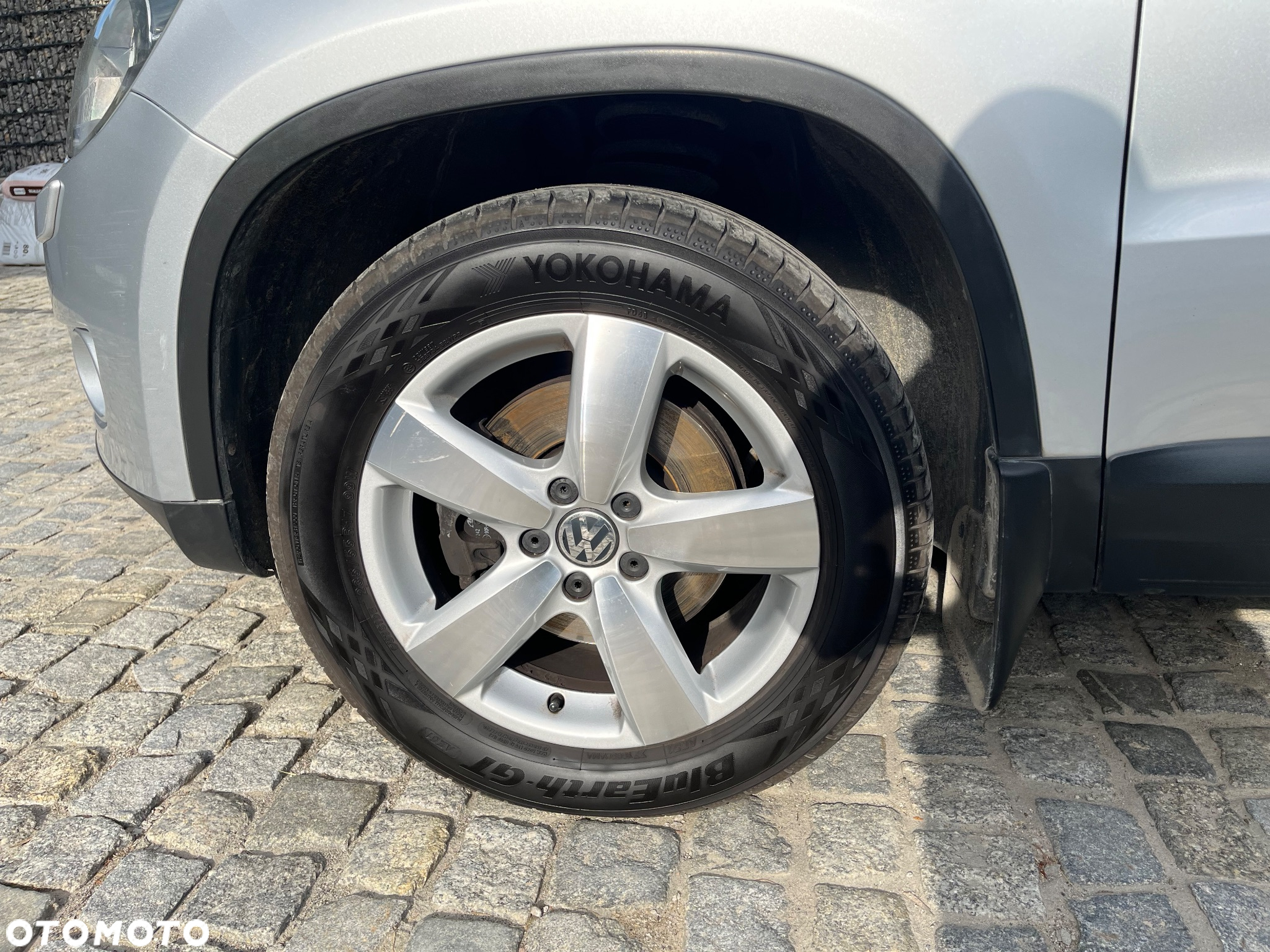 Volkswagen Tiguan 2.0 TDI BlueMot Trend&Fun - 9