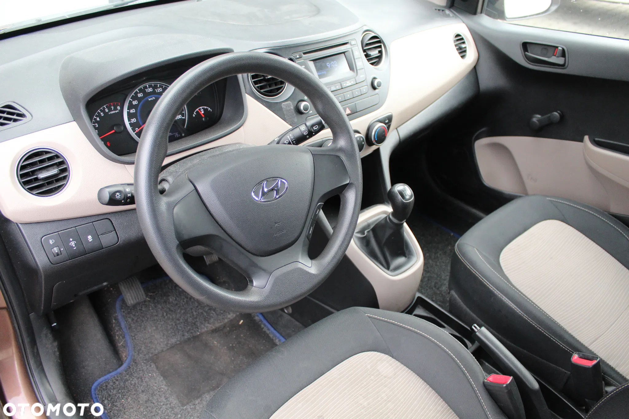 Hyundai i10 - 11