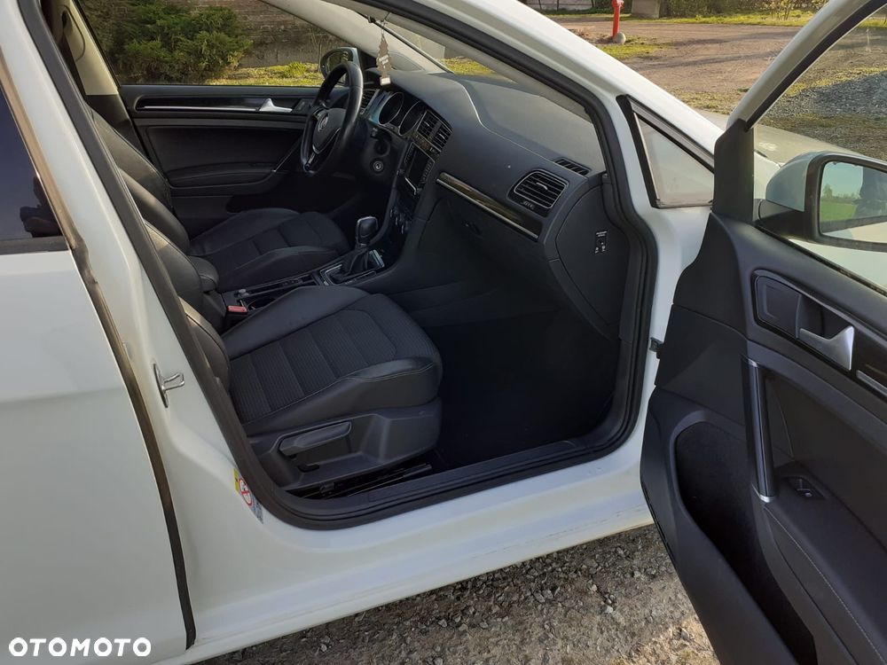 Volkswagen Golf 2.0 TDI BMT Highline DSG - 5