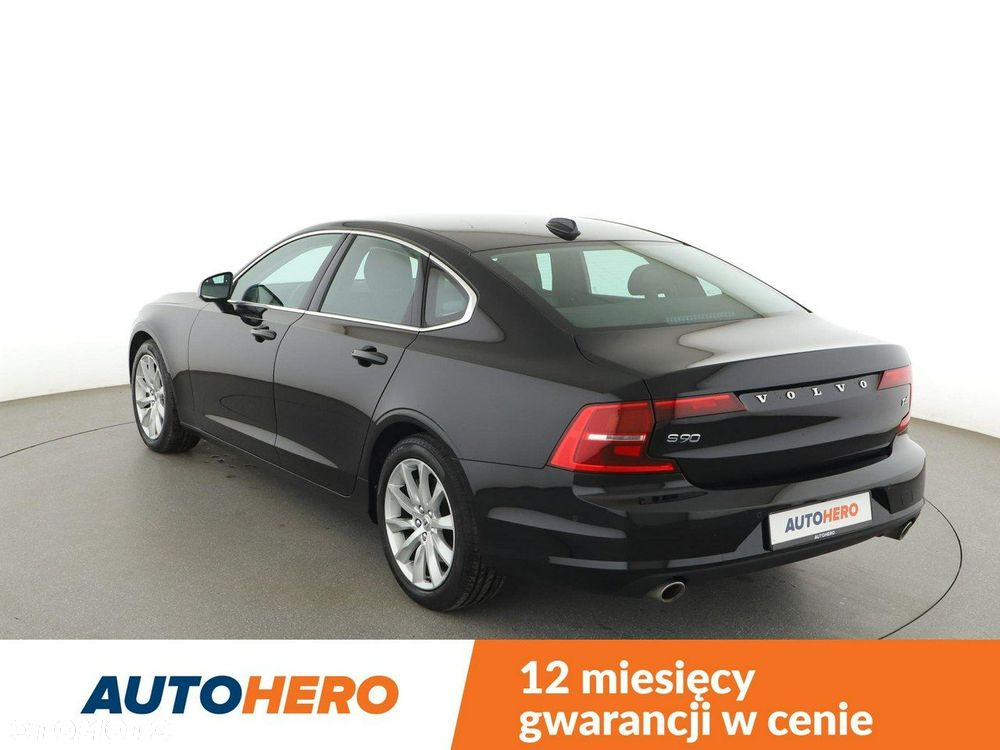 Volvo S90 T4 Momentum - 4