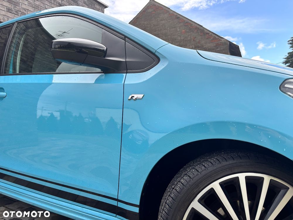 Volkswagen up! R-Line - 27