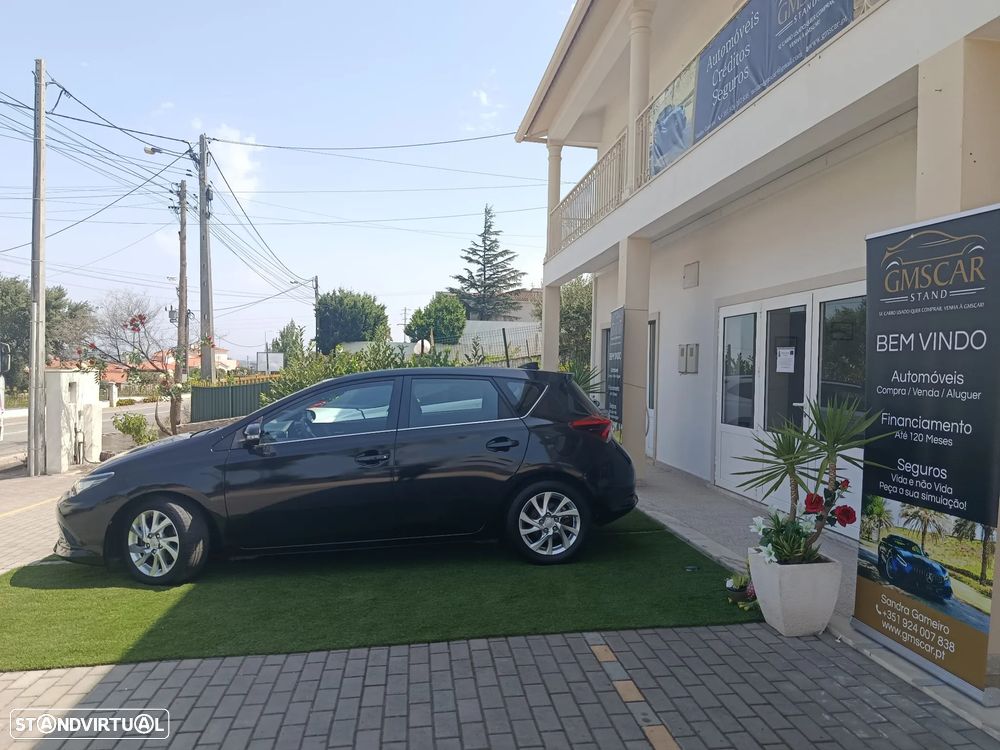 Toyota Auris 1.6 D-4D Comfort+Navi - 4