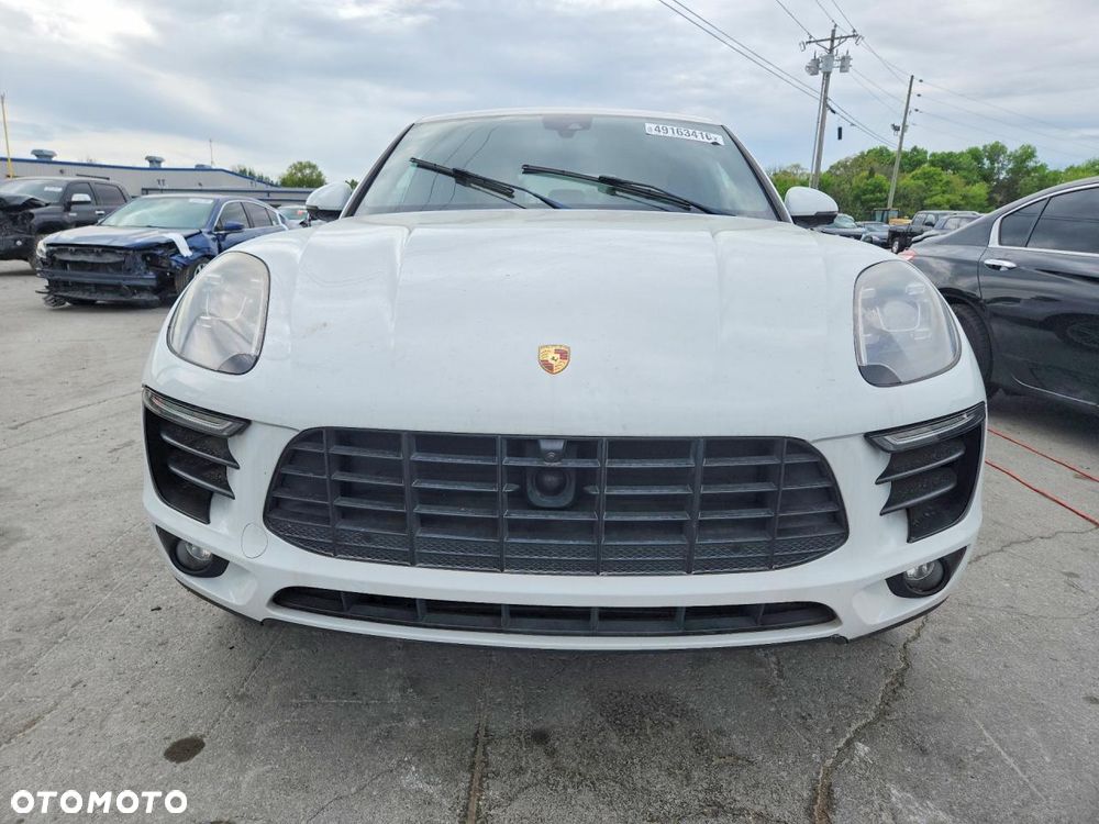 Porsche Macan - 2