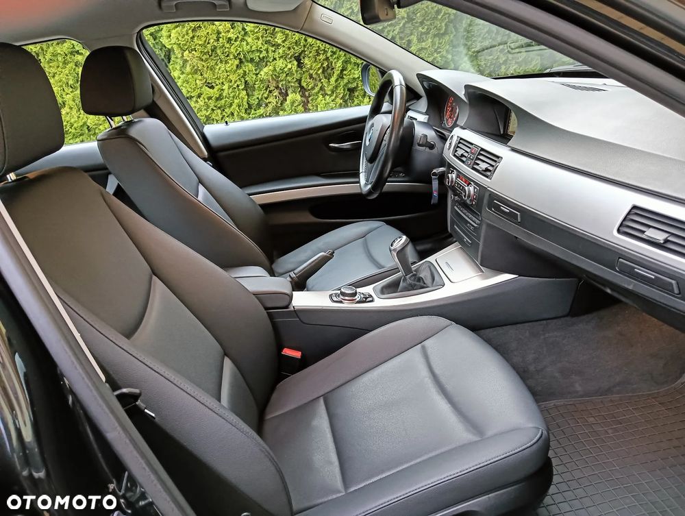 BMW Seria 3 - 10