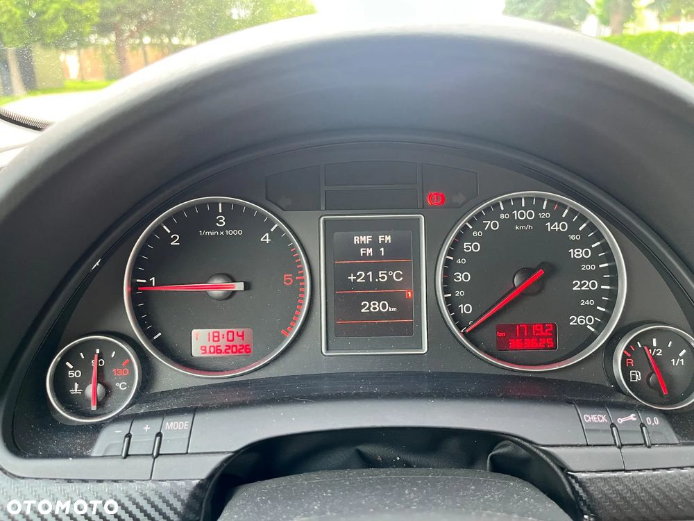Audi A4 Avant - 15