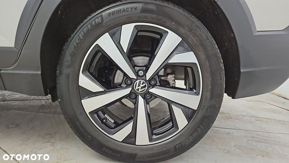 Volkswagen Taigo 1.5 TSI ACT Style DSG - 23