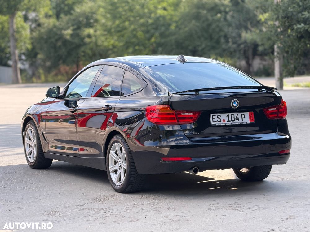 BMW Seria 3 320d xDrive Aut. - 3