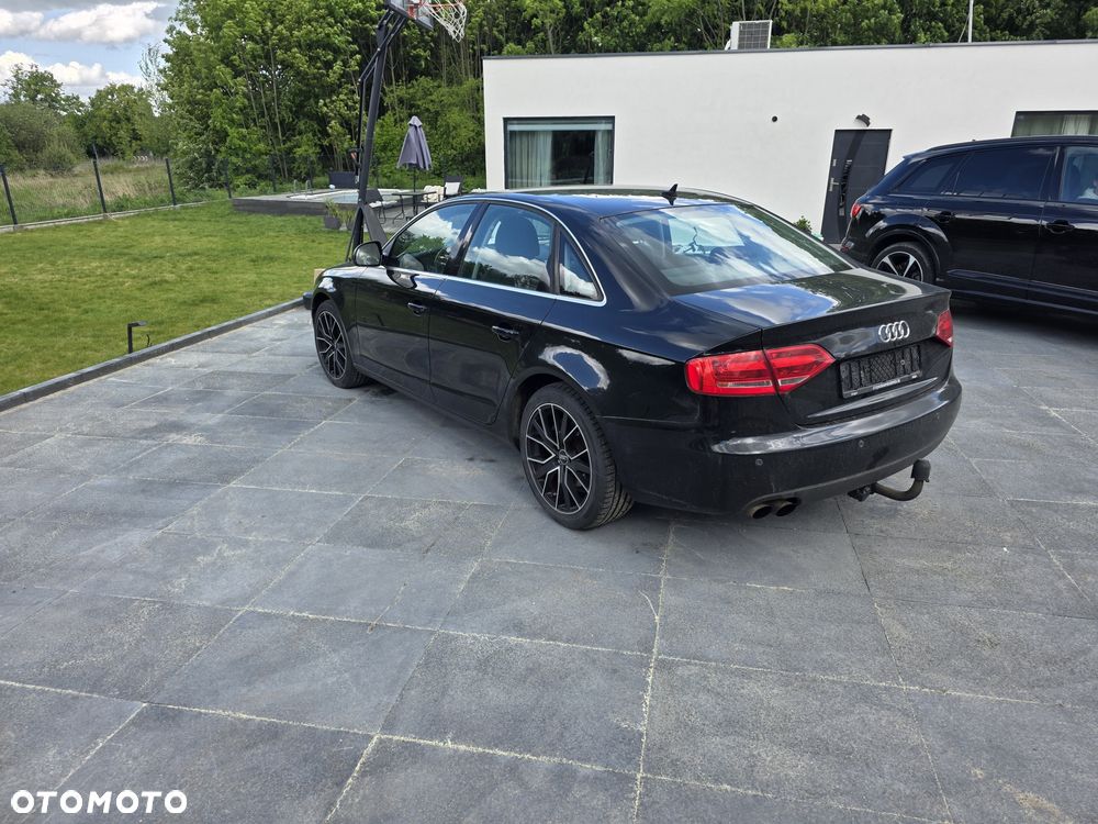Audi A4 Limousine - 7