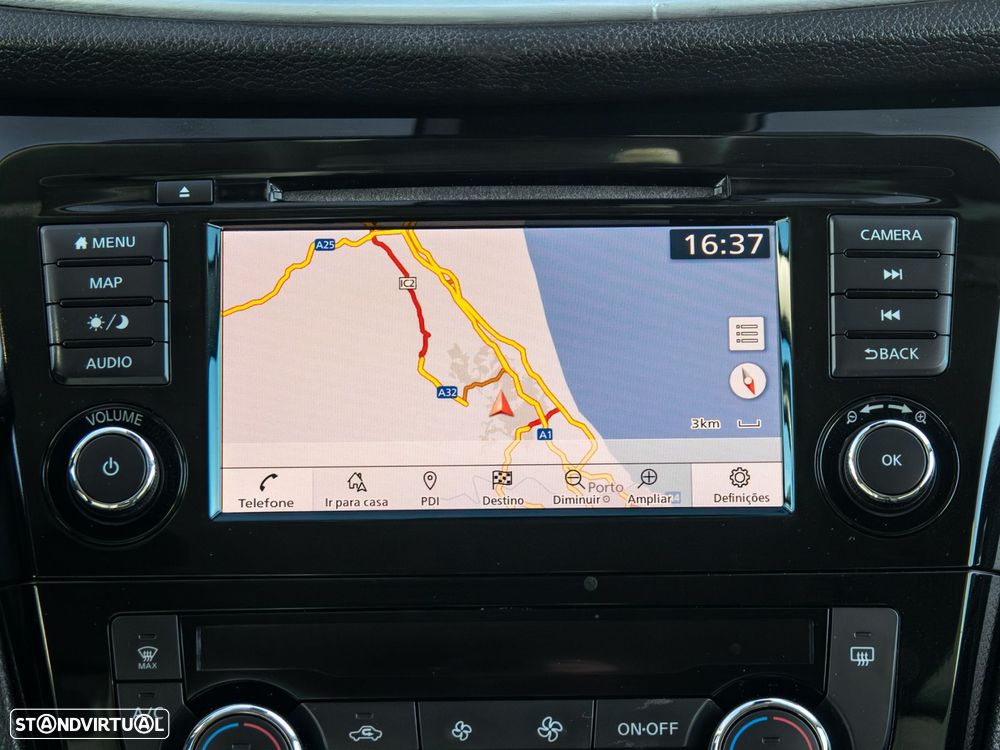 Nissan Qashqai 1.5 dCi N-Connecta J18 - 30