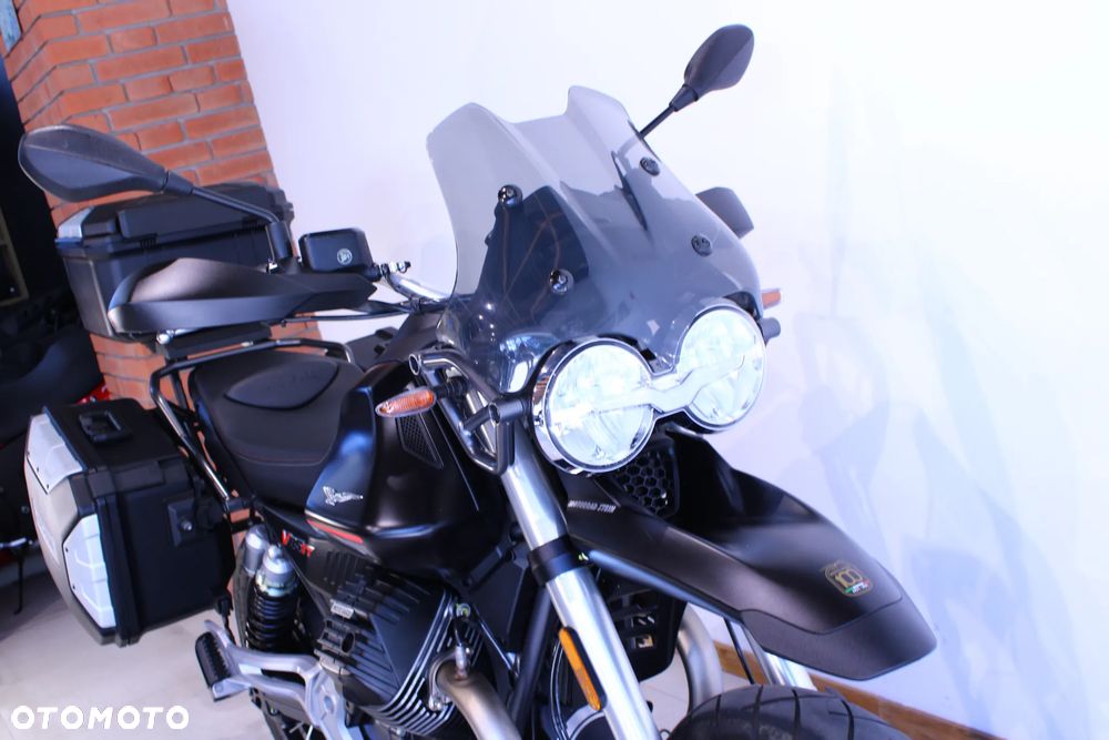 Moto Guzzi V85 - 13
