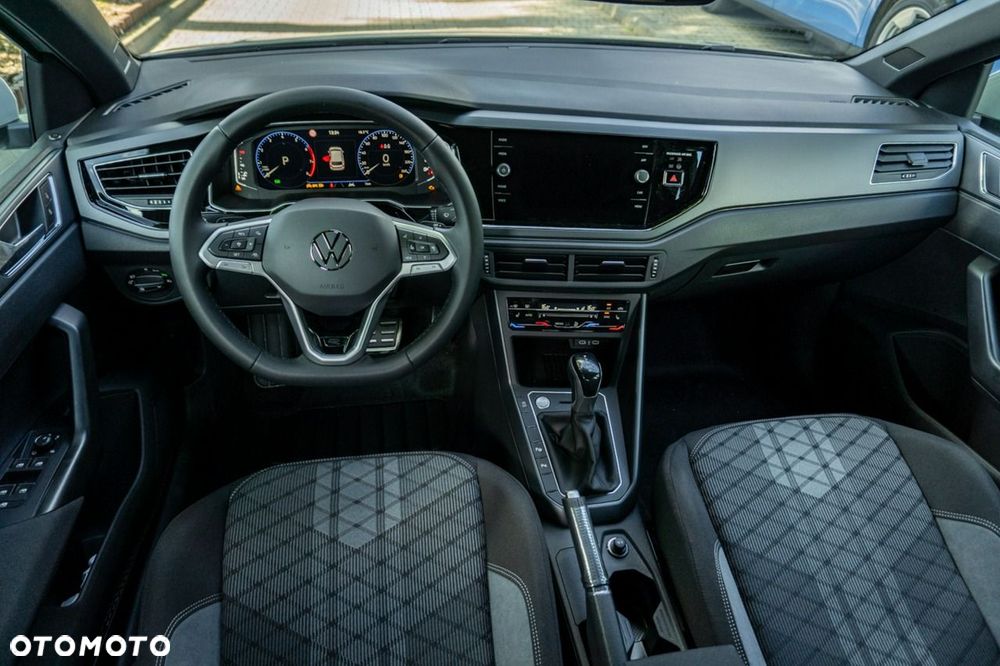 Volkswagen Polo - 22