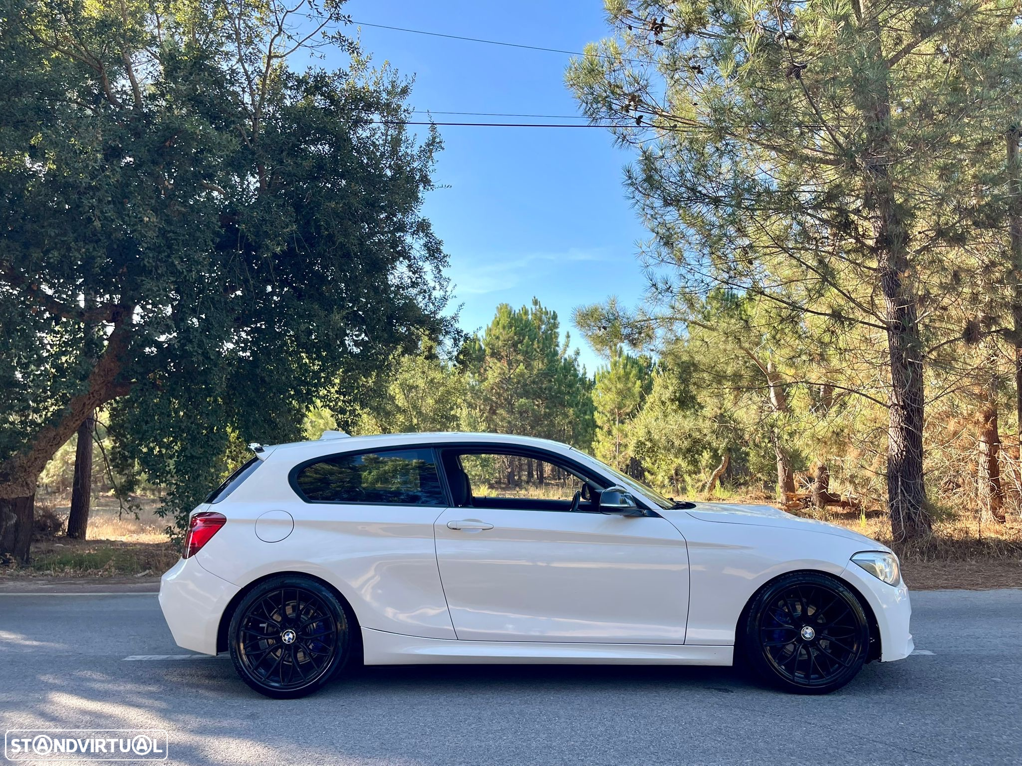 BMW 118 d Pack M - 23