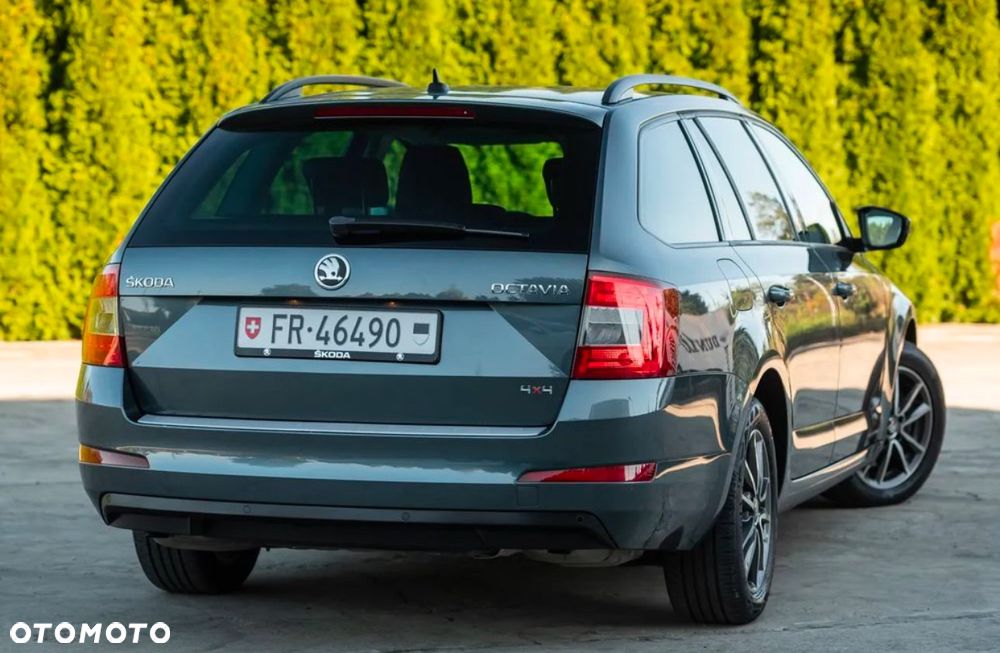 Skoda Octavia 1.8 TSI (Green tec) 4x4 DSG Style - 11