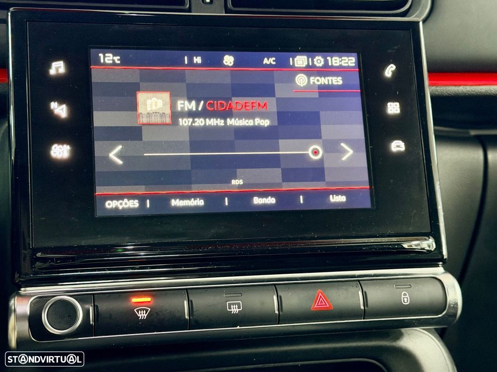 Citroën C3 1.2 PureTech Shine - 23