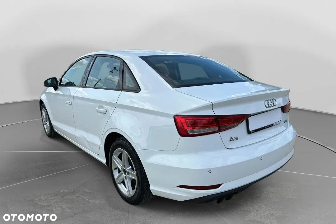 Audi A3 1.5 TFSI S tronic - 2