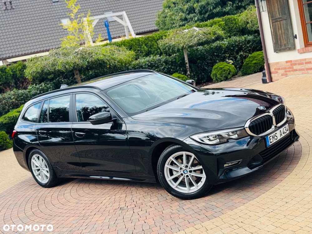 BMW Seria 3 320d Sport Line Shadow - 29
