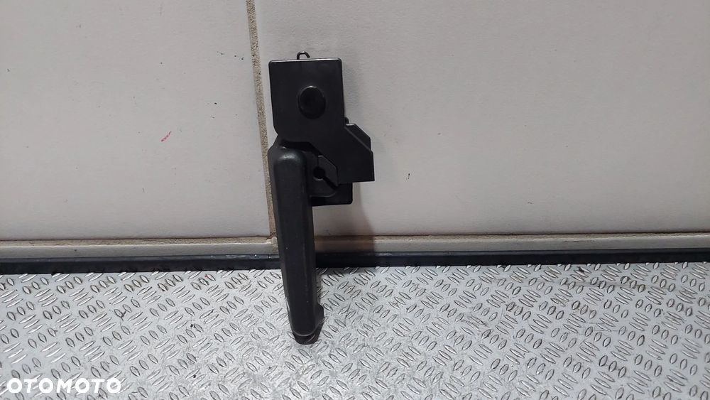 RĄCZKA OTWIERANIA MASKI OPEL ASTRA J IV R2011 - 1