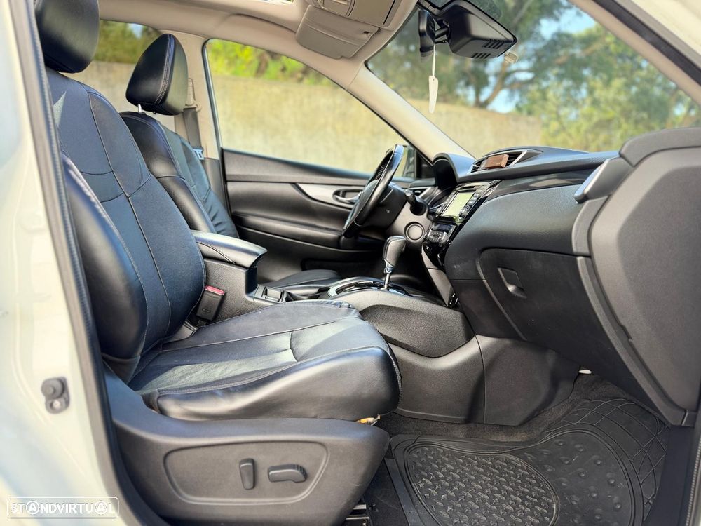 Nissan X-Trail 1.6 dCi 360 Xtronic - 32