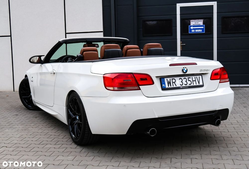 BMW Seria 3 335i - 14