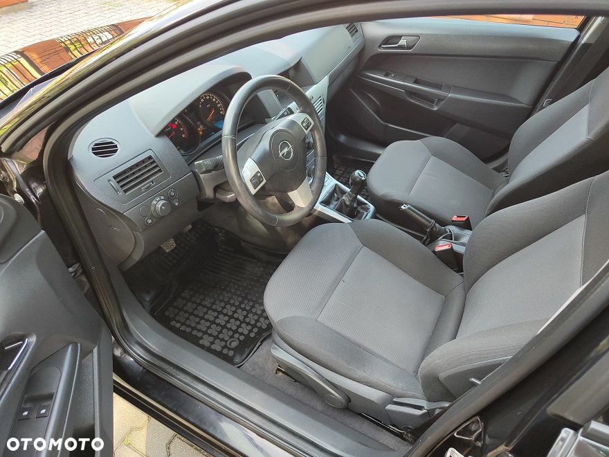 Opel Astra 1.4 - 7