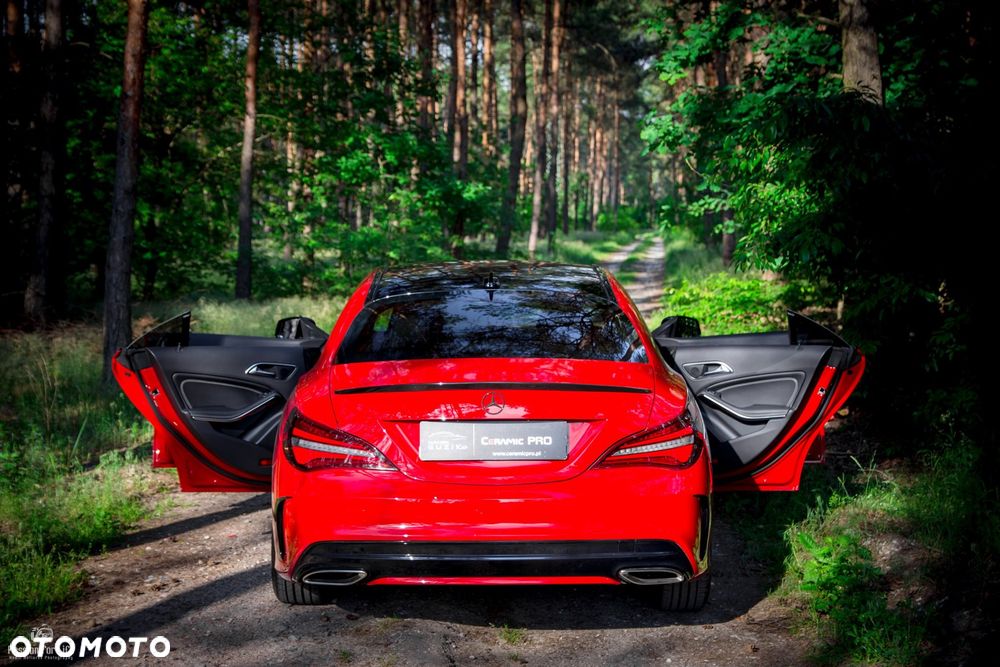 Mercedes-Benz CLA 250 4Matic 7G-DCT AMG Line - 13