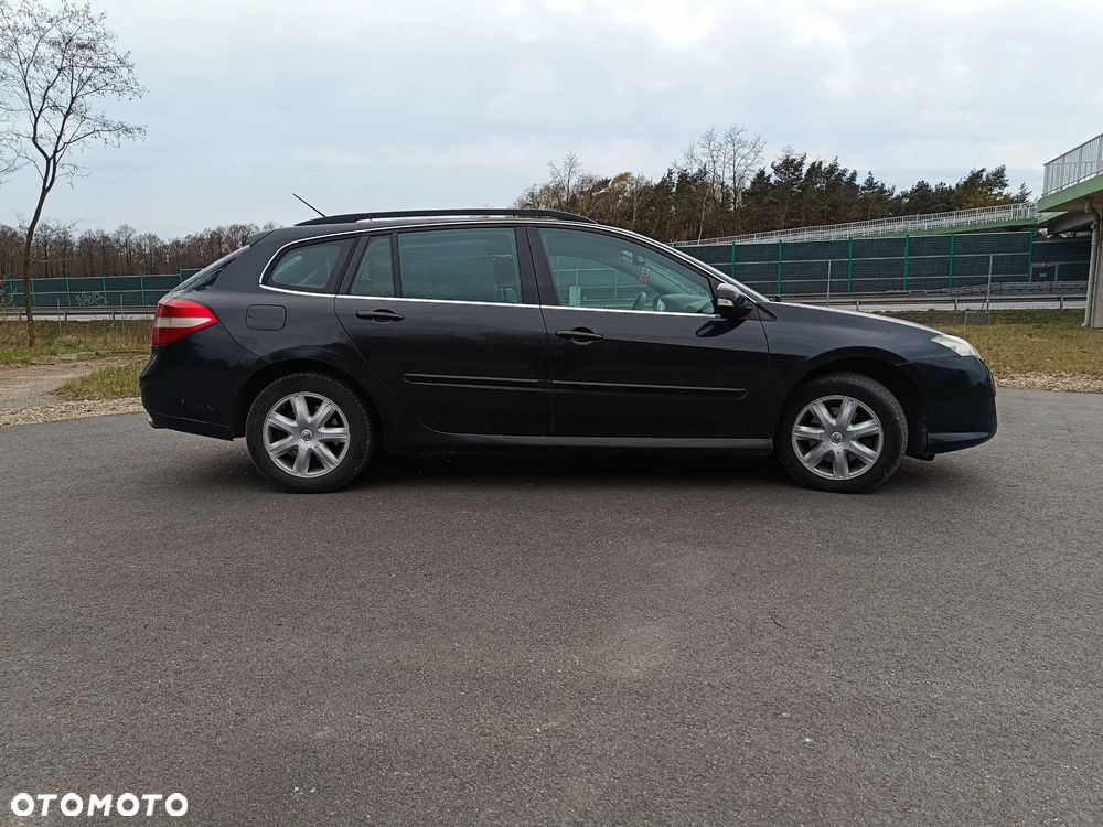 Renault Laguna 2.0 DCi SL Tech Run - 9