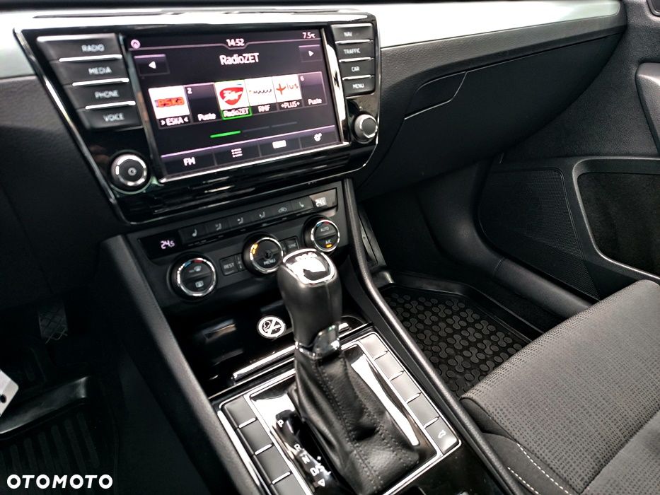 Skoda Superb 2.0 TDI Ambition DSG7 - 24