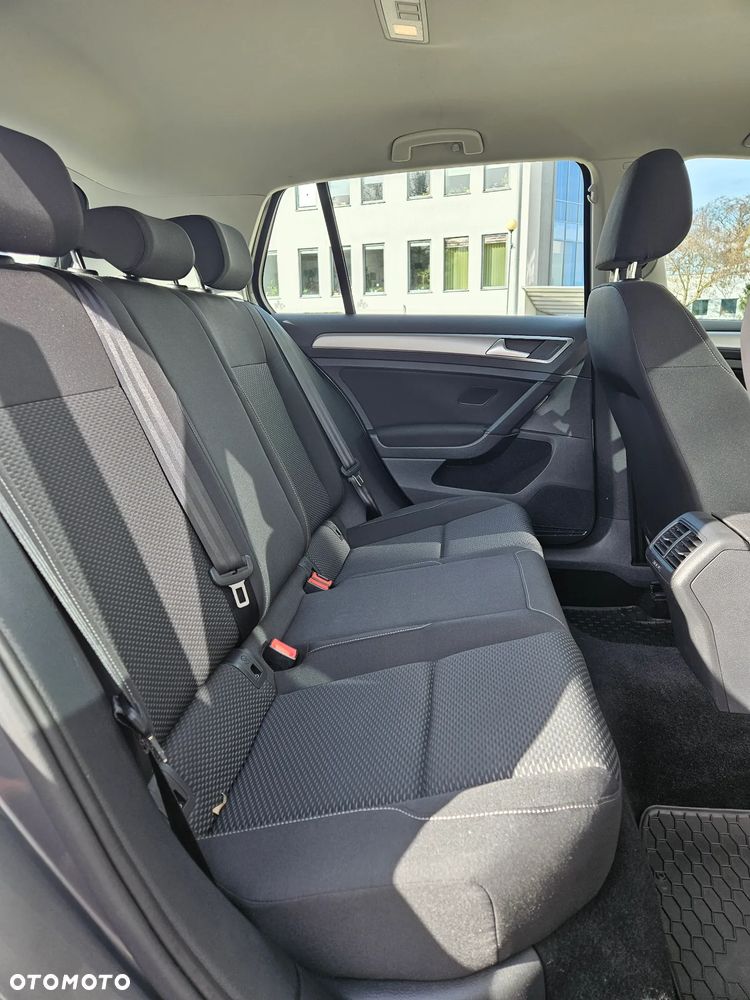 Volkswagen Golf 1.0 TSI Trendline - 27